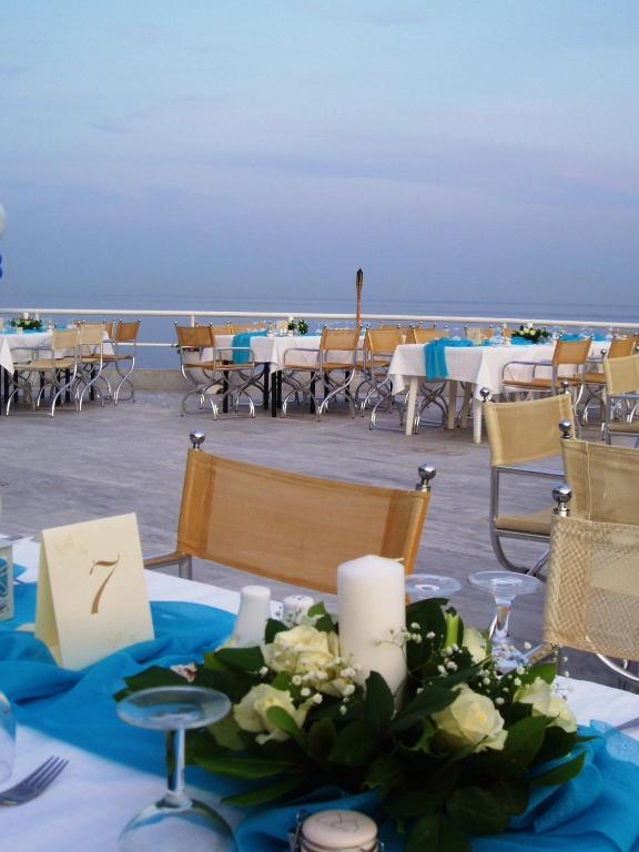 Apollo Resort Agia Marina  Eksteriør bilde